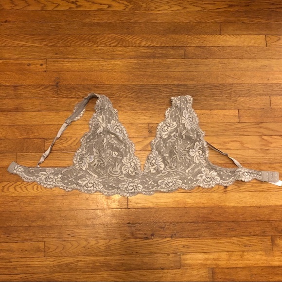 Bralette size large - Picture 2 of 4
